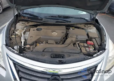 2015 Nissan Altima 2.5/2.5 S/2.5 Sl/2.5 Sv из США, поврежденный, VIN 1N4AL3AP7FN882469